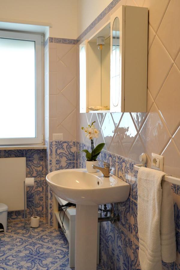 Piazza Lauro Suites Сорренто Екстер'єр фото
