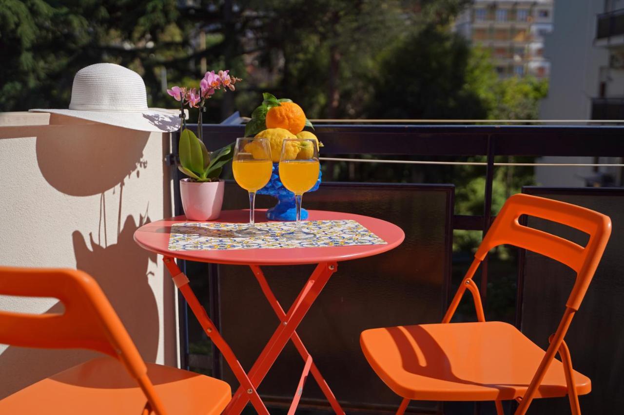 Piazza Lauro Suites Сорренто Екстер'єр фото
