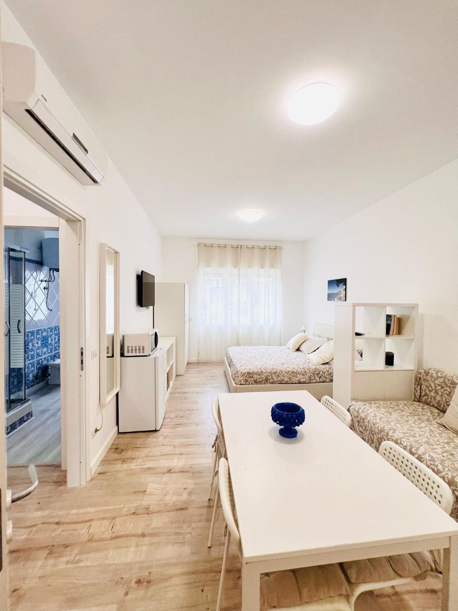 Piazza Lauro Suites Сорренто Екстер'єр фото